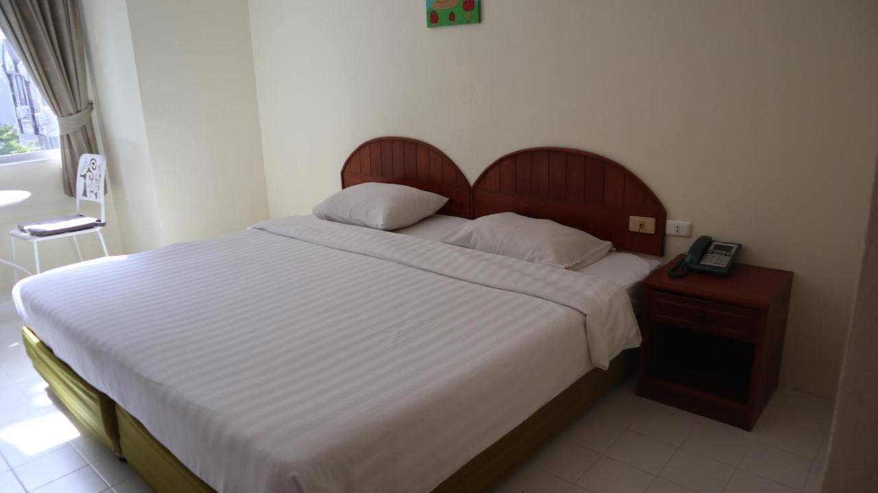Patong Triple P Hotel ภายนอก รูปภาพ